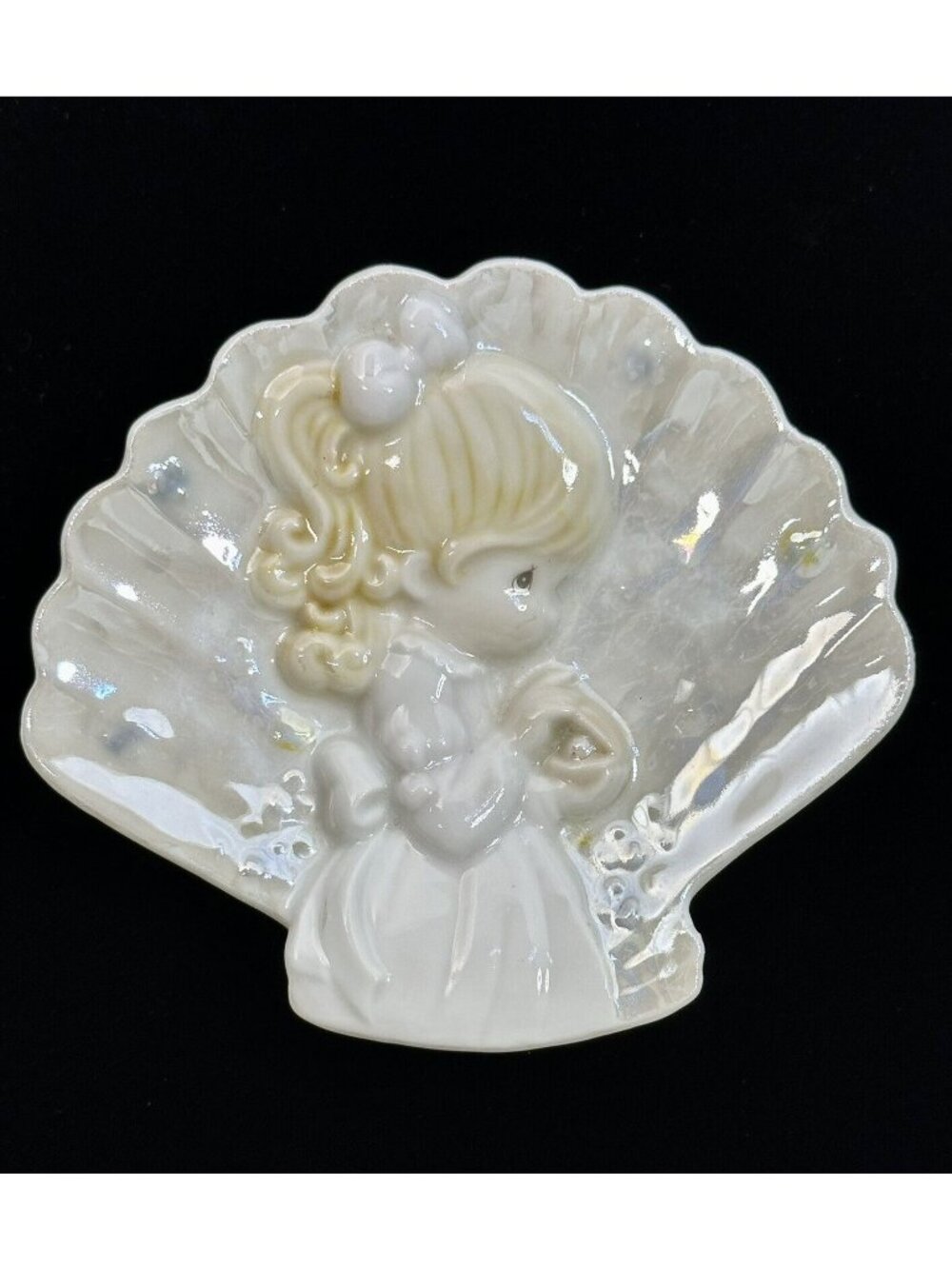 Precious Moments 1994 Porcelain Girl In Shell Figurine By Enesco Collectible